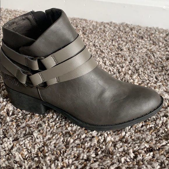 booties!! - Picture 2 of 3